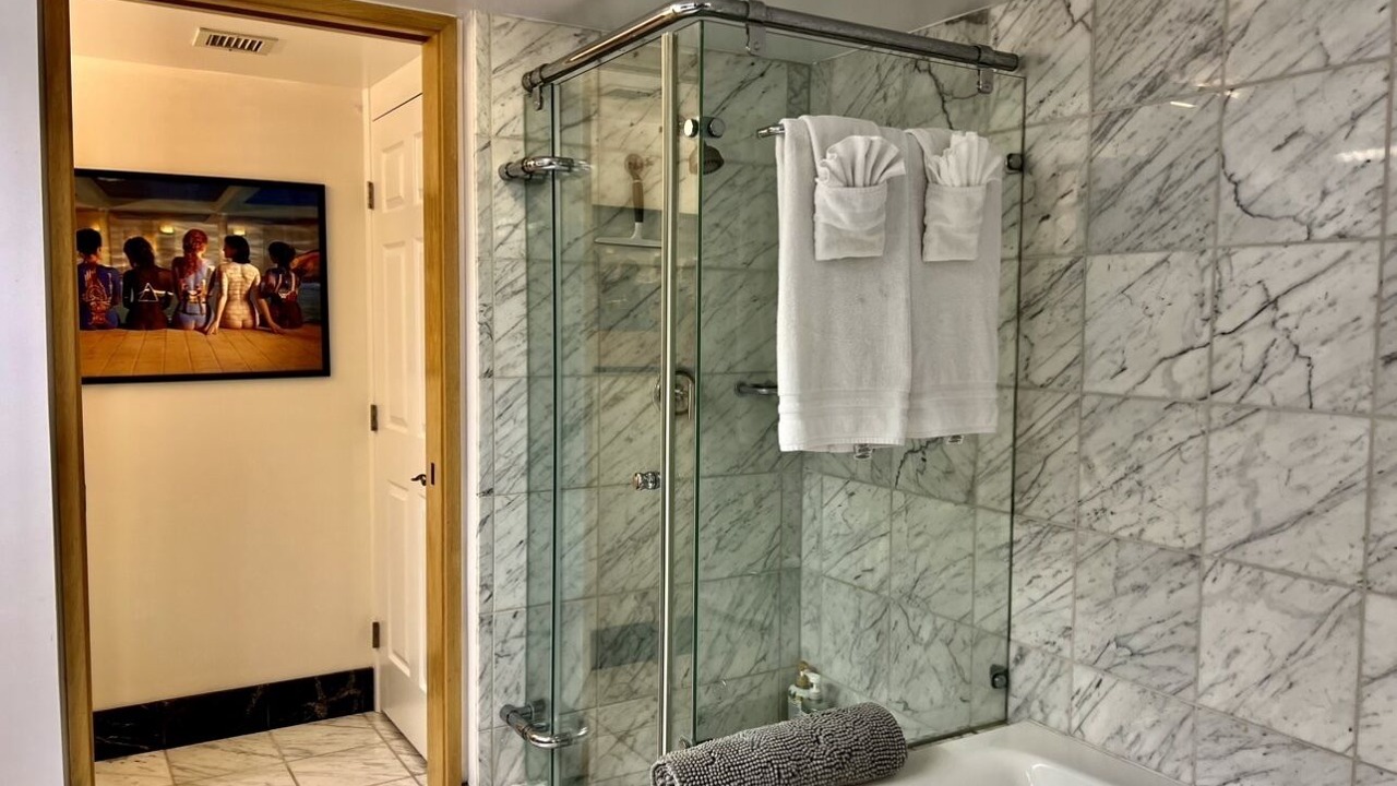 Photo of Bathroom in McCully - Moiliili