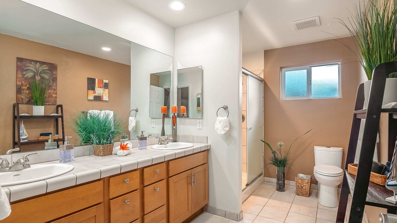 Photo of Bathroom in Sunset Ridge