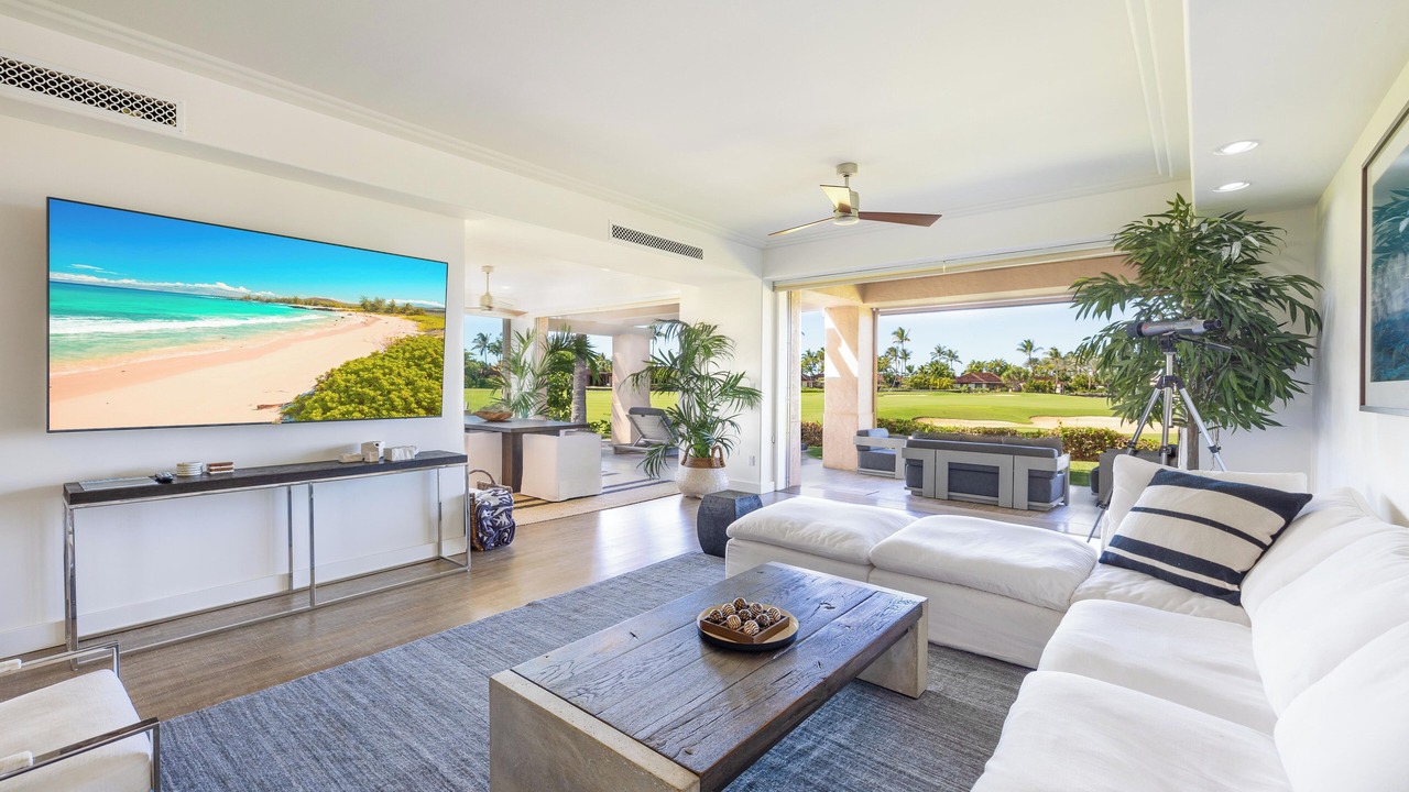 Photo of Livingroom in Kaupulehu