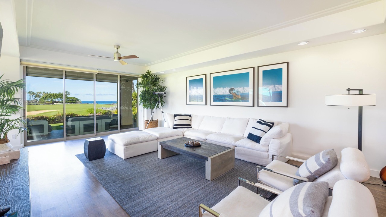 Photo of Livingroom in Kaupulehu
