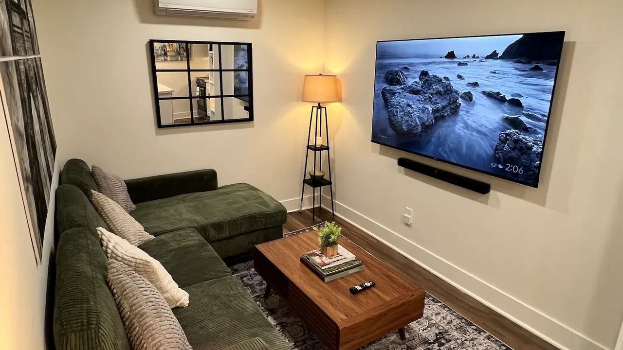 Photo of Livingroom in Ballard