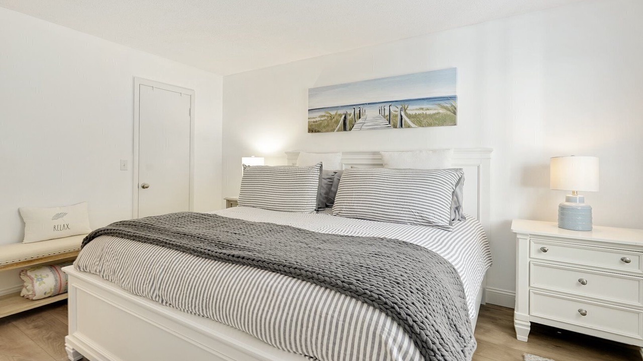 Photo of Bedroom in Demere Park
