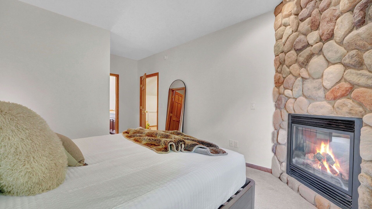 Photo of Bedroom in Ellicottville