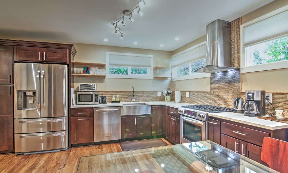 Photo of Kitchen in Kalaoa
