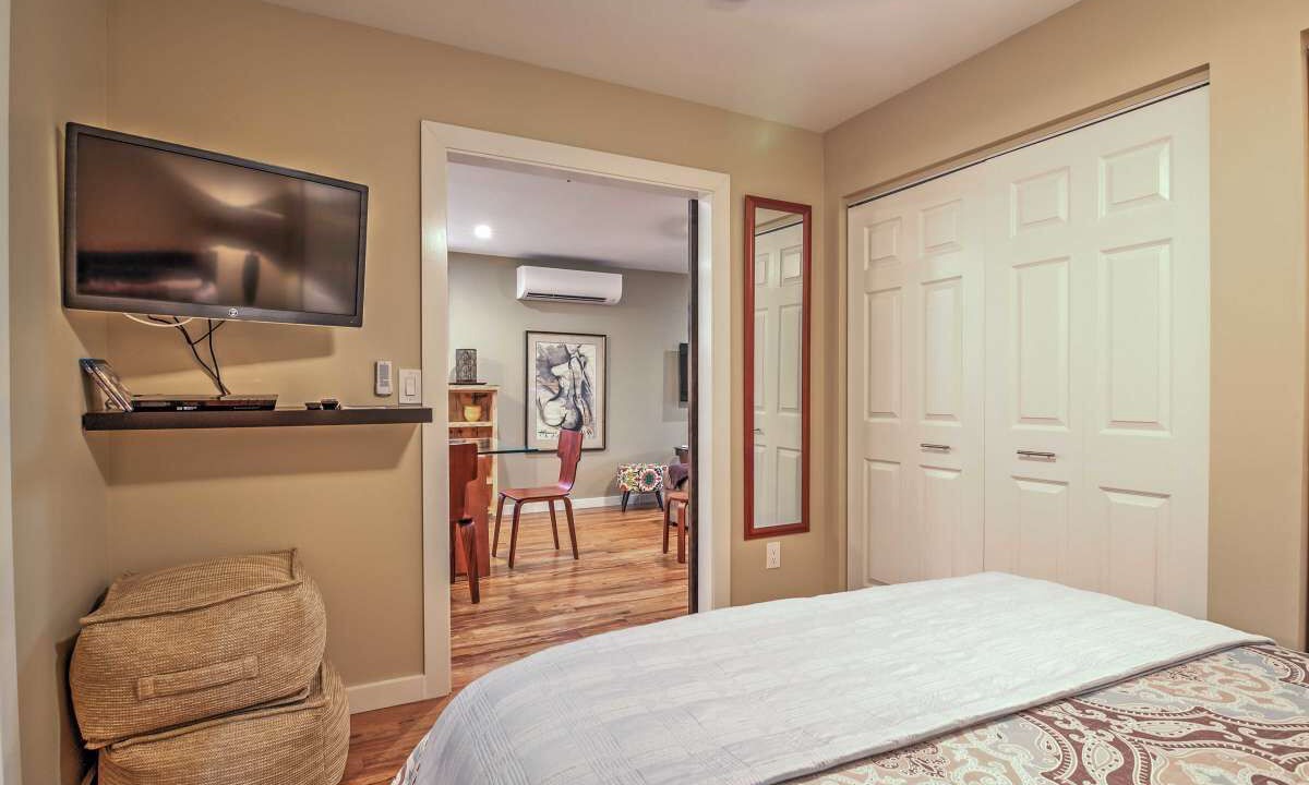 Photo of Bedroom in Kalaoa