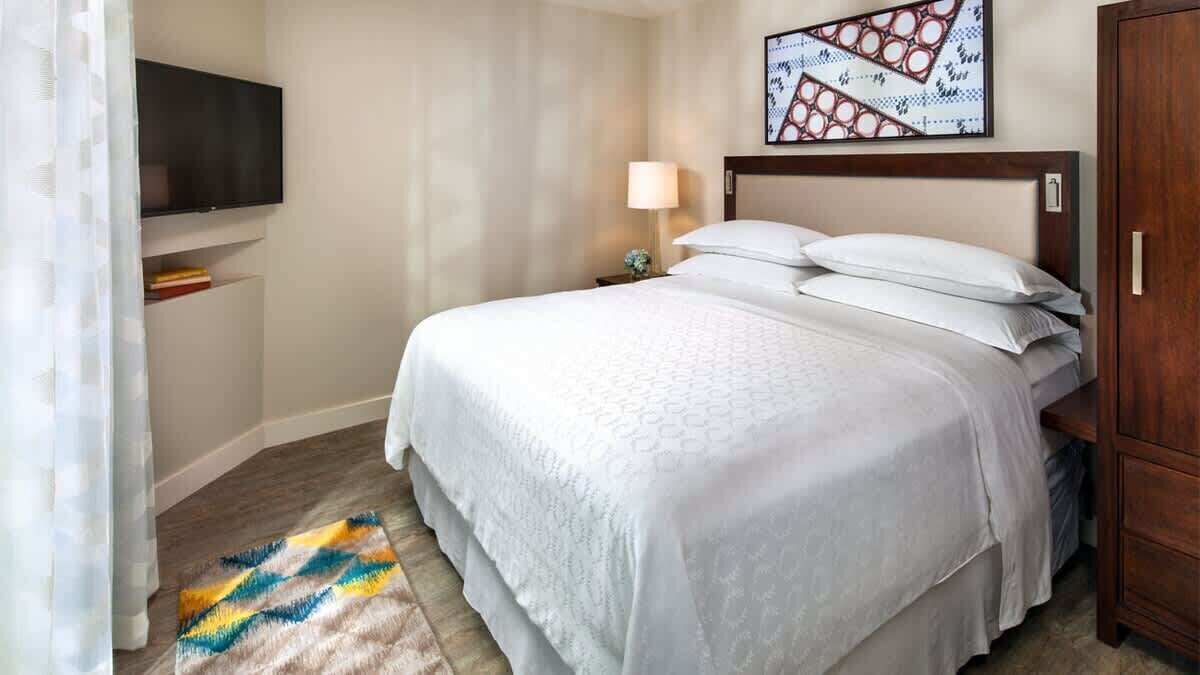 Photo of Bedroom in Poipu
