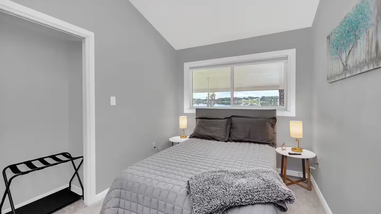 Photo of Bedroom in Winter Haven