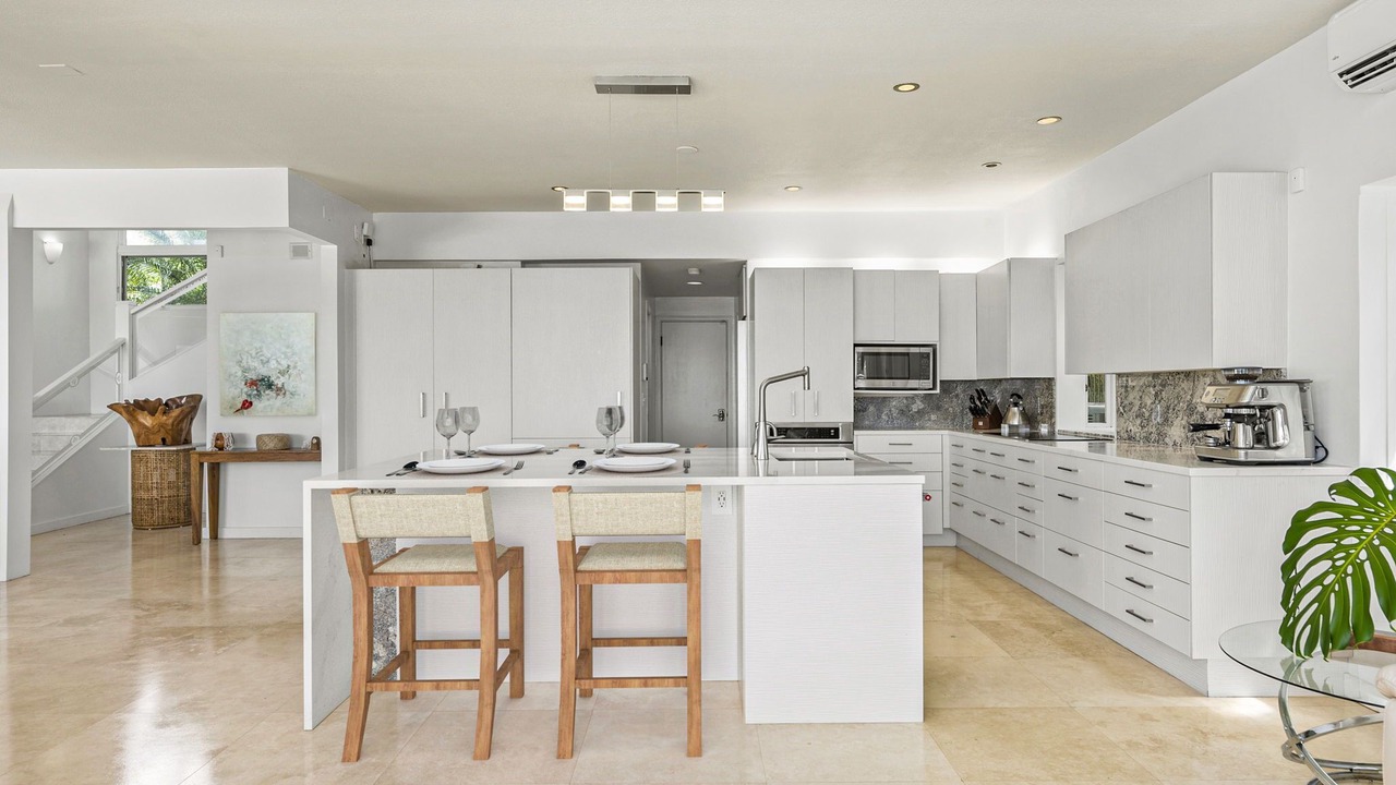 Photo of Bedroom in Eastern Honolulu