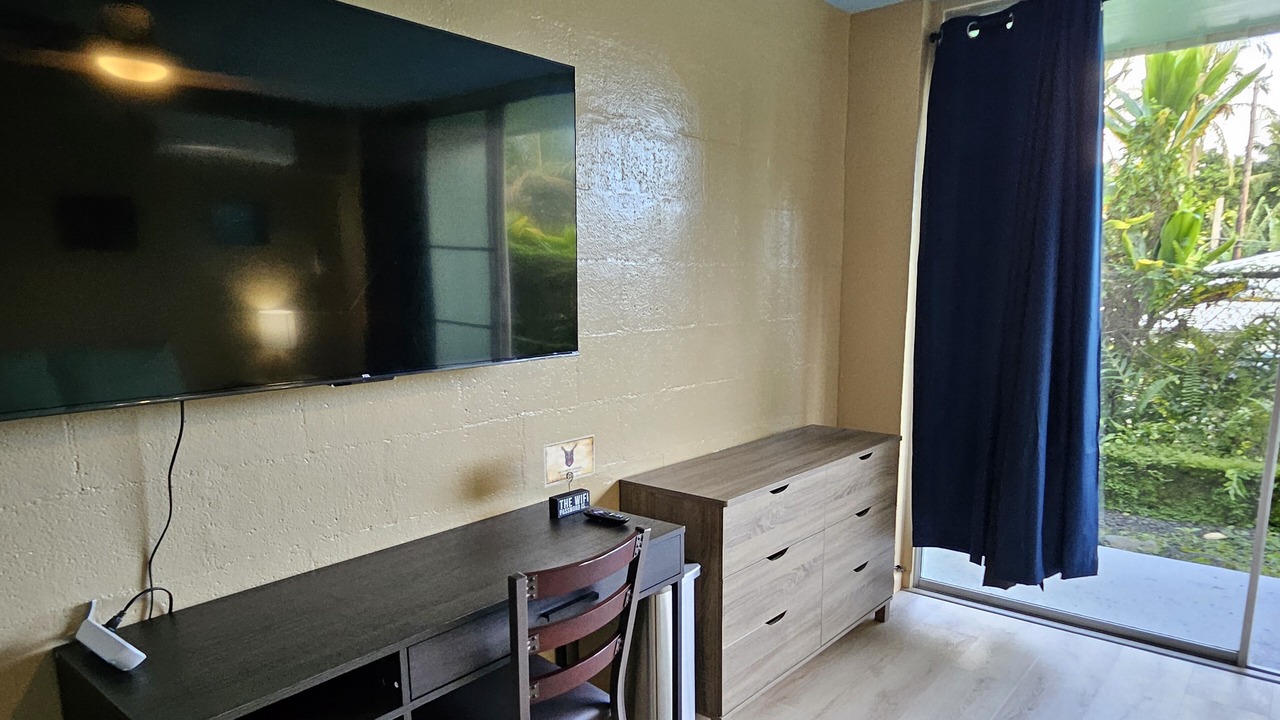 Photo of Livingroom in Keaukaha