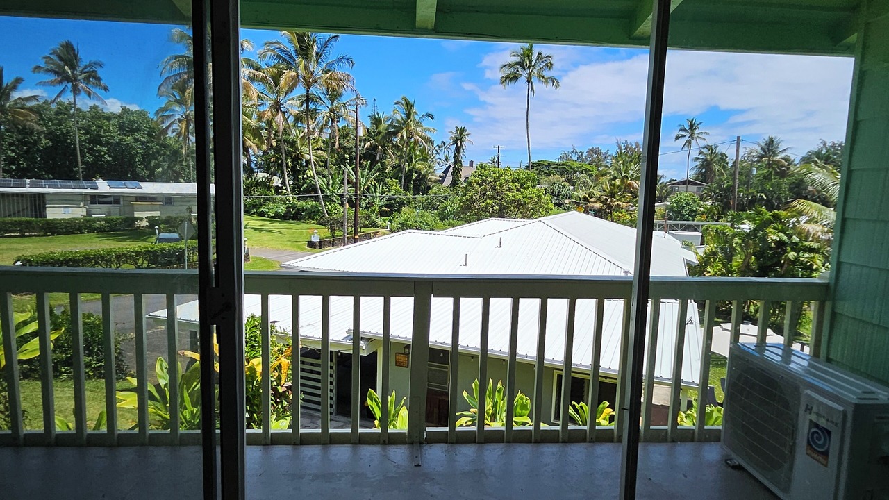 Photo of Patio Balcony in Keaukaha