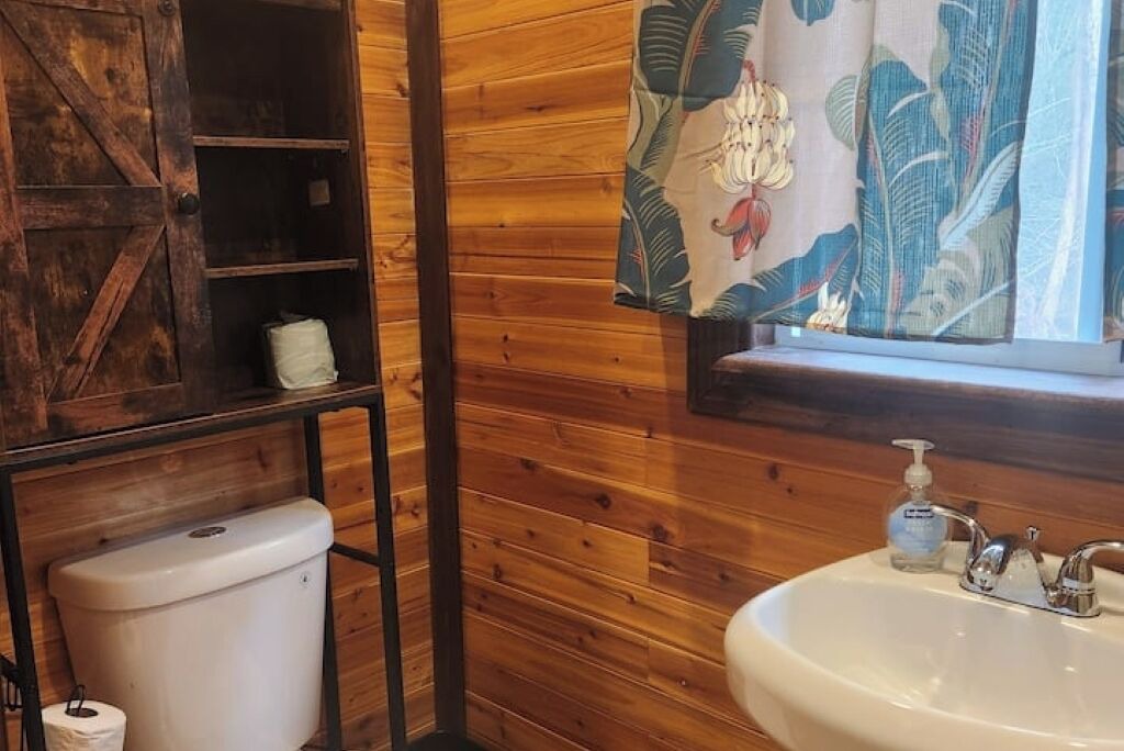 Photo of Bathroom in Mountain View