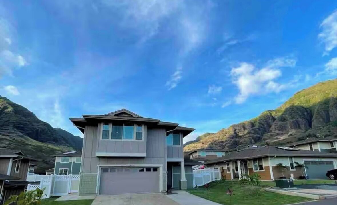 Photo of Outdoor in Makaha Valley