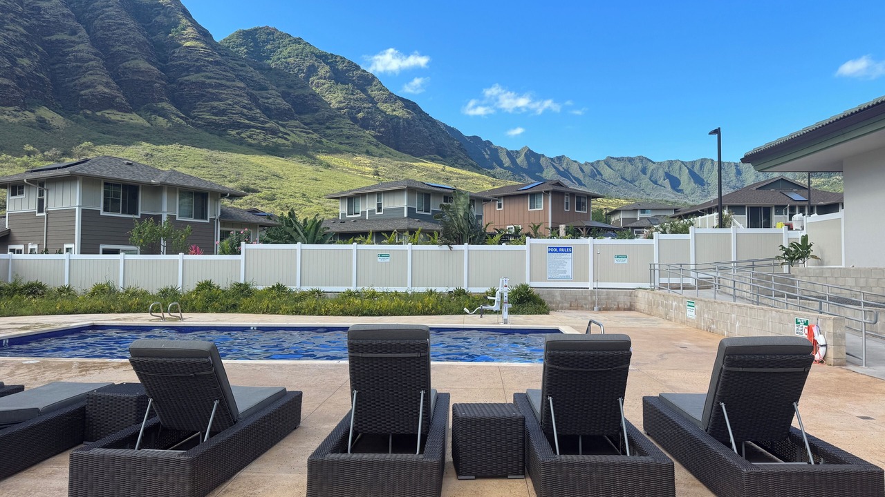 Photo of Outdoor in Makaha Valley
