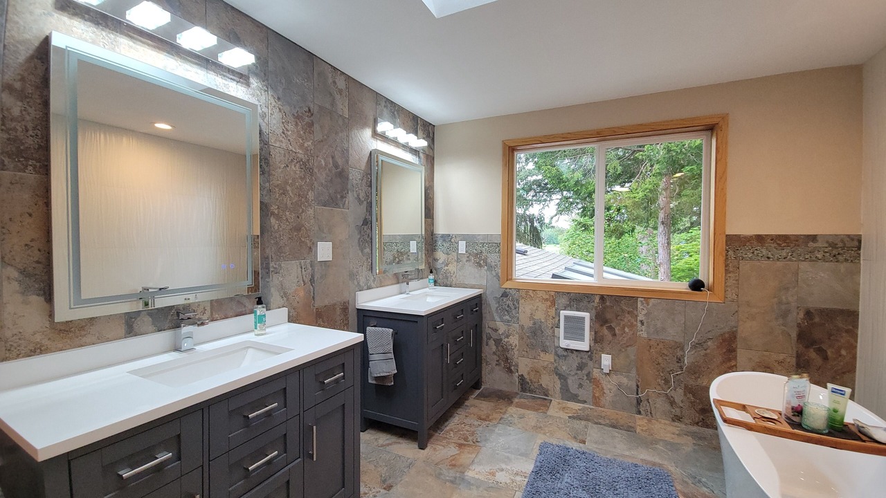 Photo of Bathroom in Clear Lake