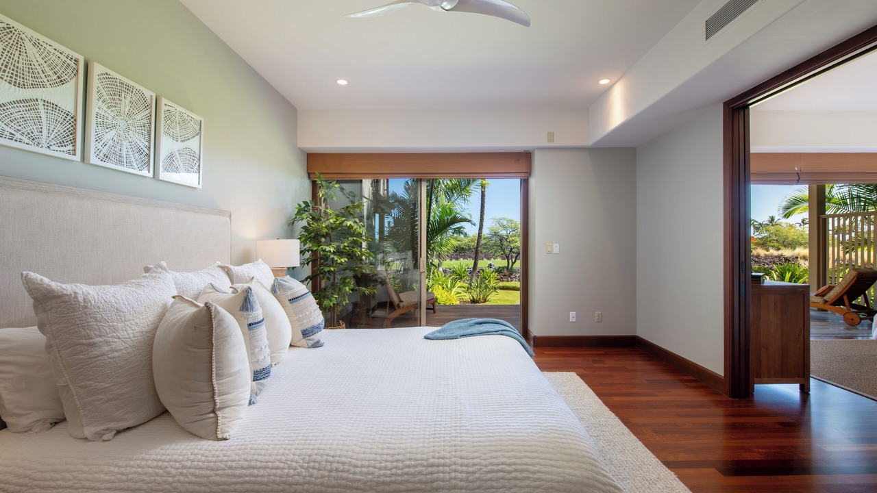 Photo of Bedroom in Kaupulehu