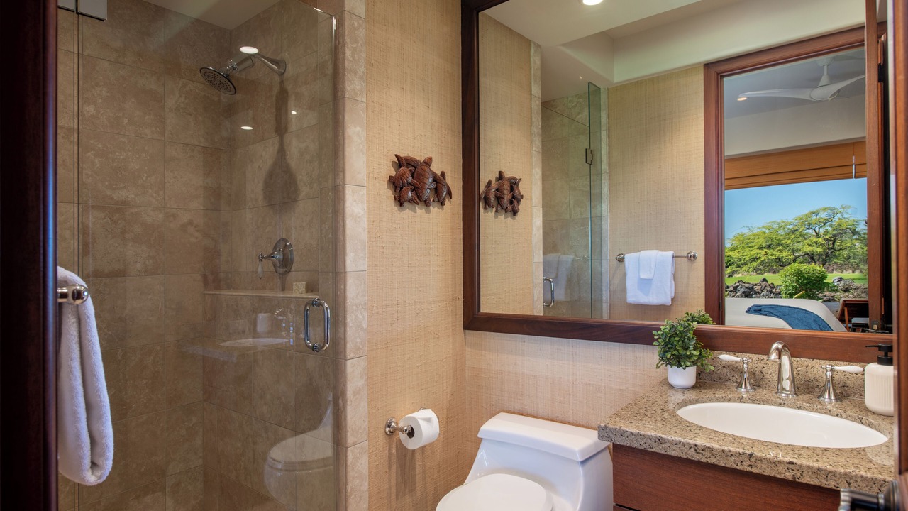Photo of Bathroom in Kaupulehu