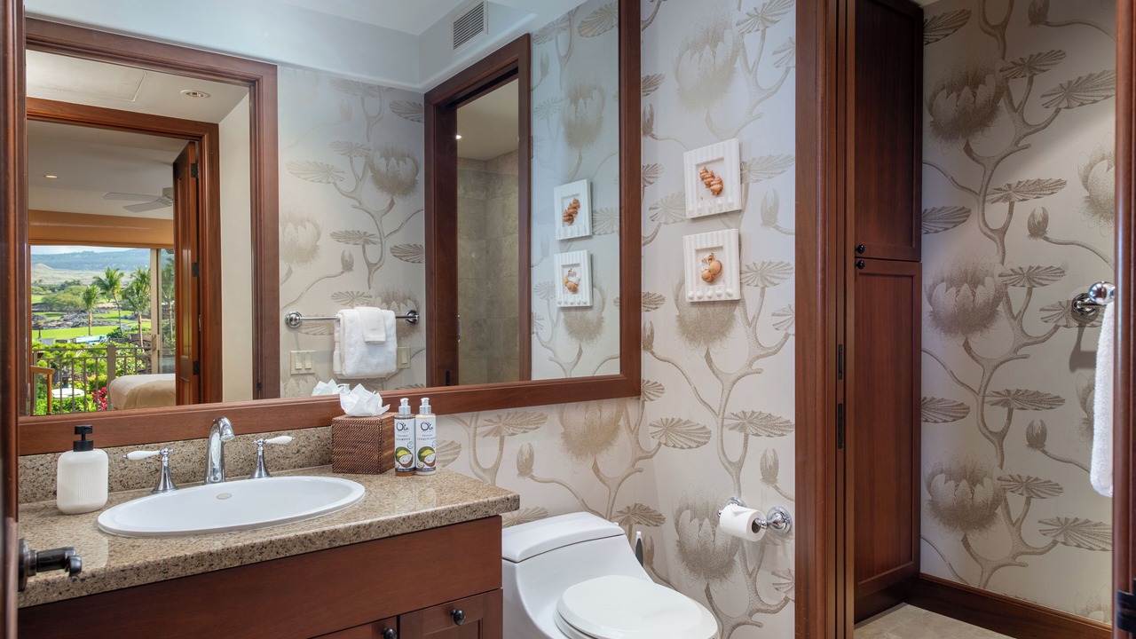 Photo of Bathroom in Kaupulehu