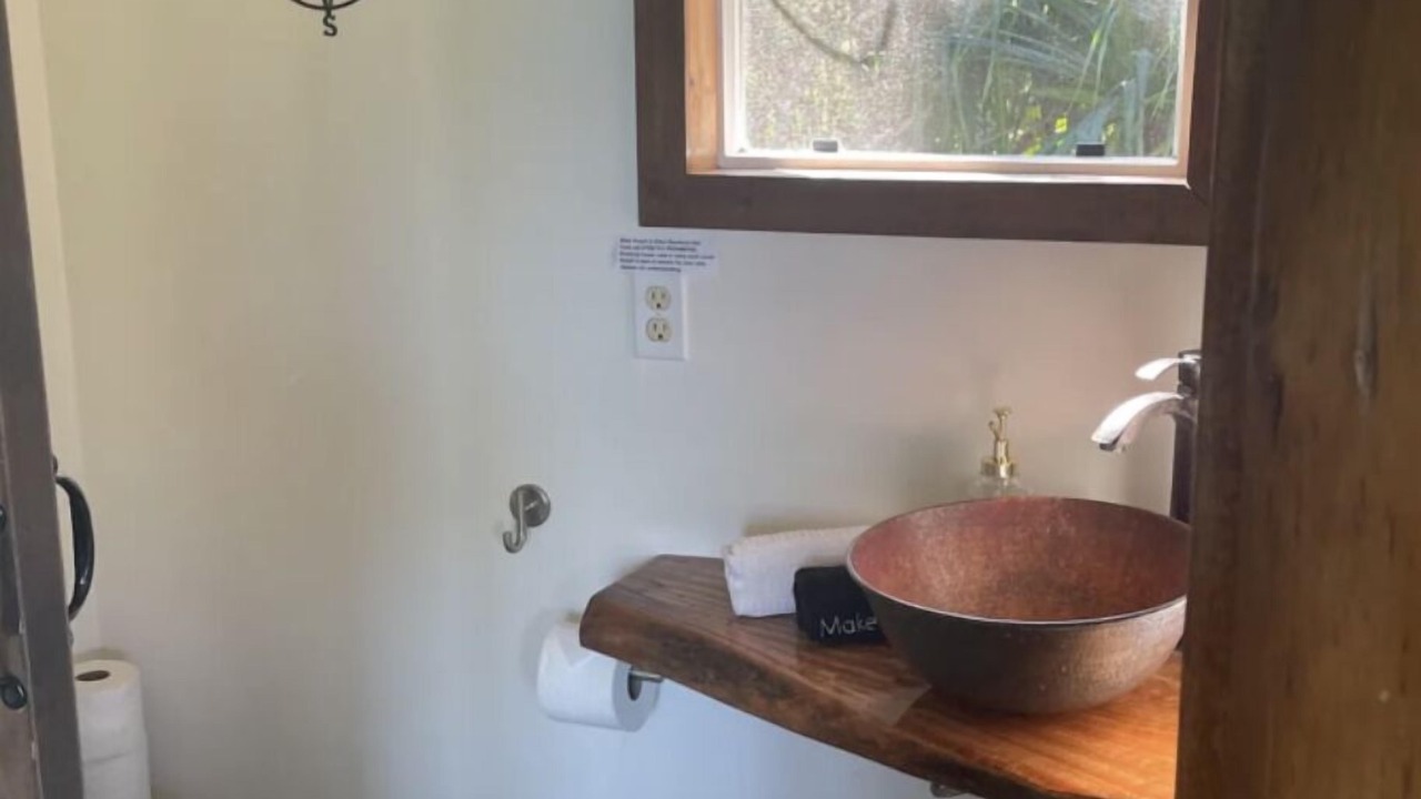 Photo of Bathroom in Waa Waa
