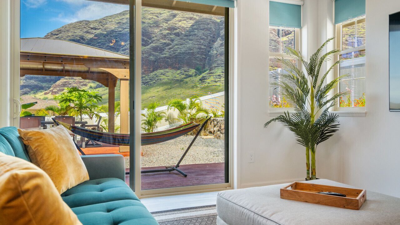 Photo of Livingroom in Makaha Valley