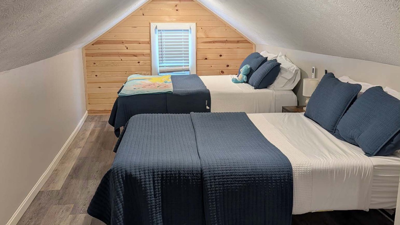 Photo of Bedroom in Geneva-on-the-Lake