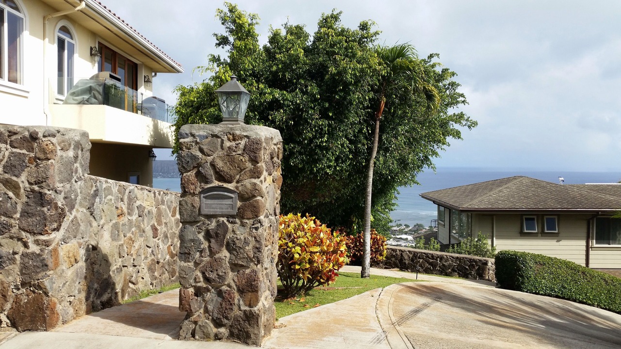 Photo of Outdoor in Waialae Iki Ridge