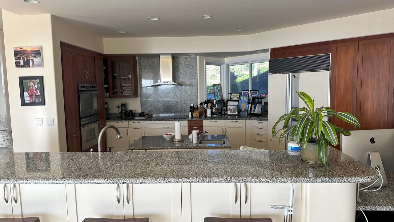 Photo of Kitchen in Waialae Iki Ridge