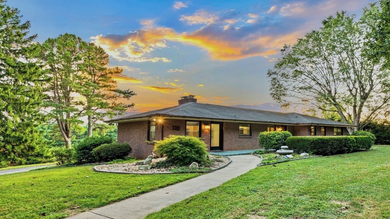 Photo of Outdoor in Candler