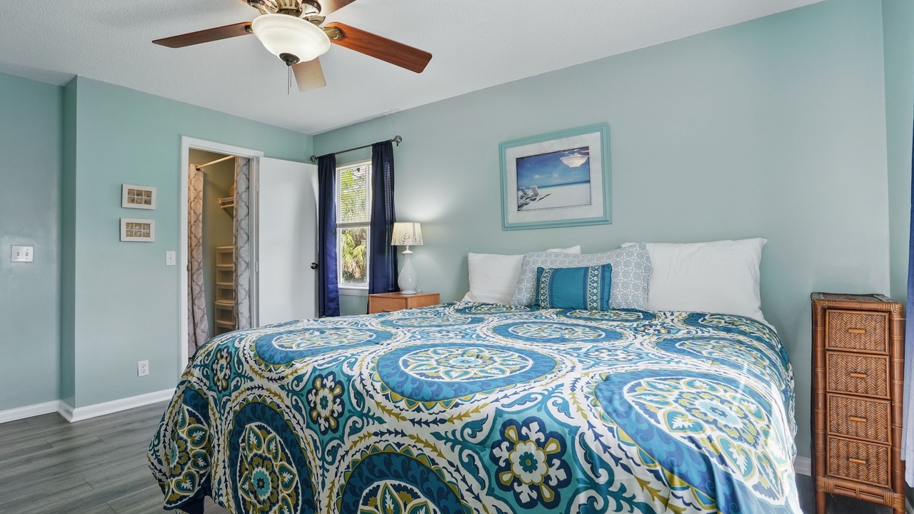Photo of Bedroom in Demere Park