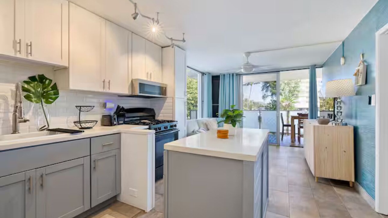 Photo of Kitchen in Punaluu