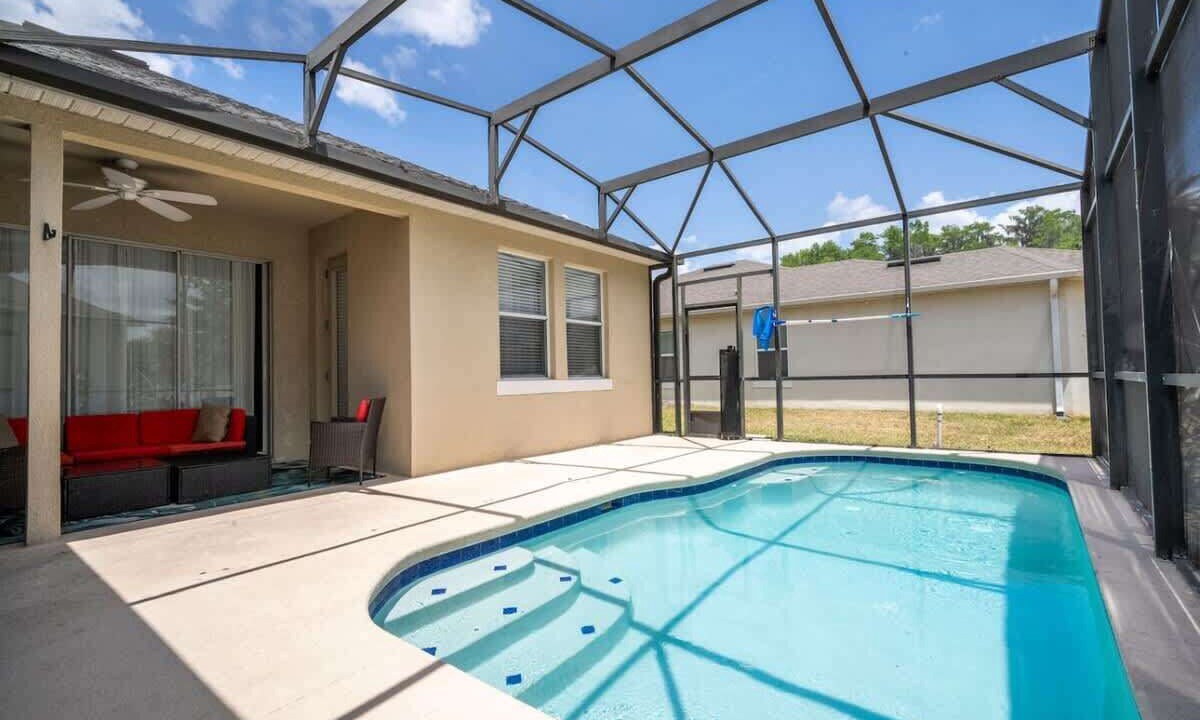 Photo of Outdoor in Trafalgar Village