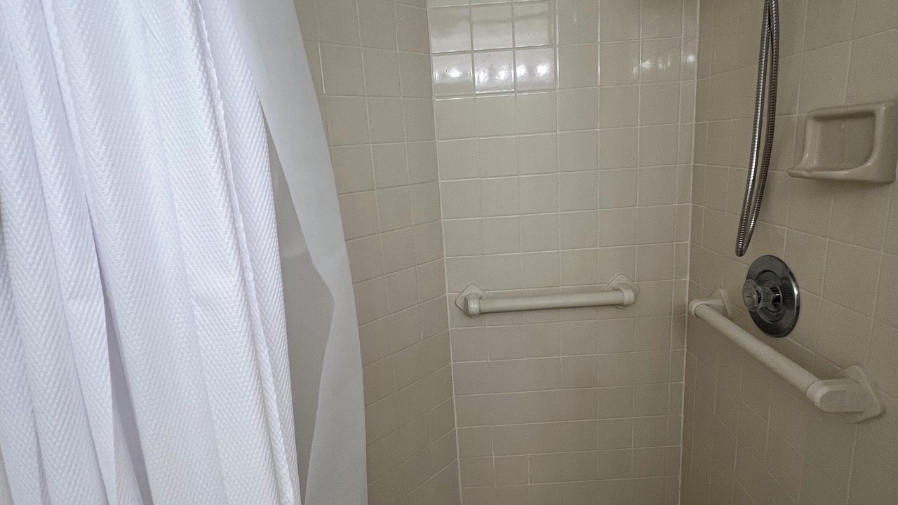 Photo of Bathroom in Ventura
