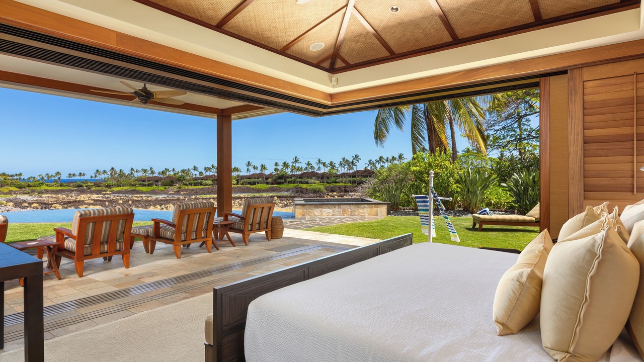 Photo of Bedroom in Kaupulehu