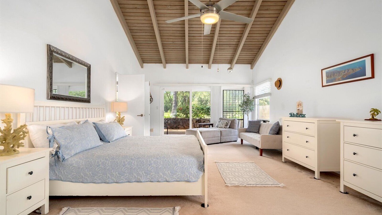 Photo of Bedroom in Hawaii Kai