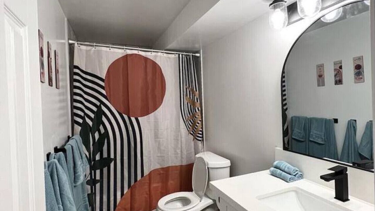 Photo of Bathroom in Punaluu