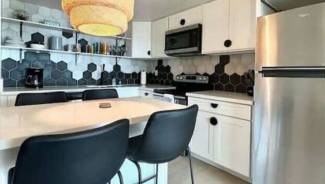Photo of Kitchen in Punaluu