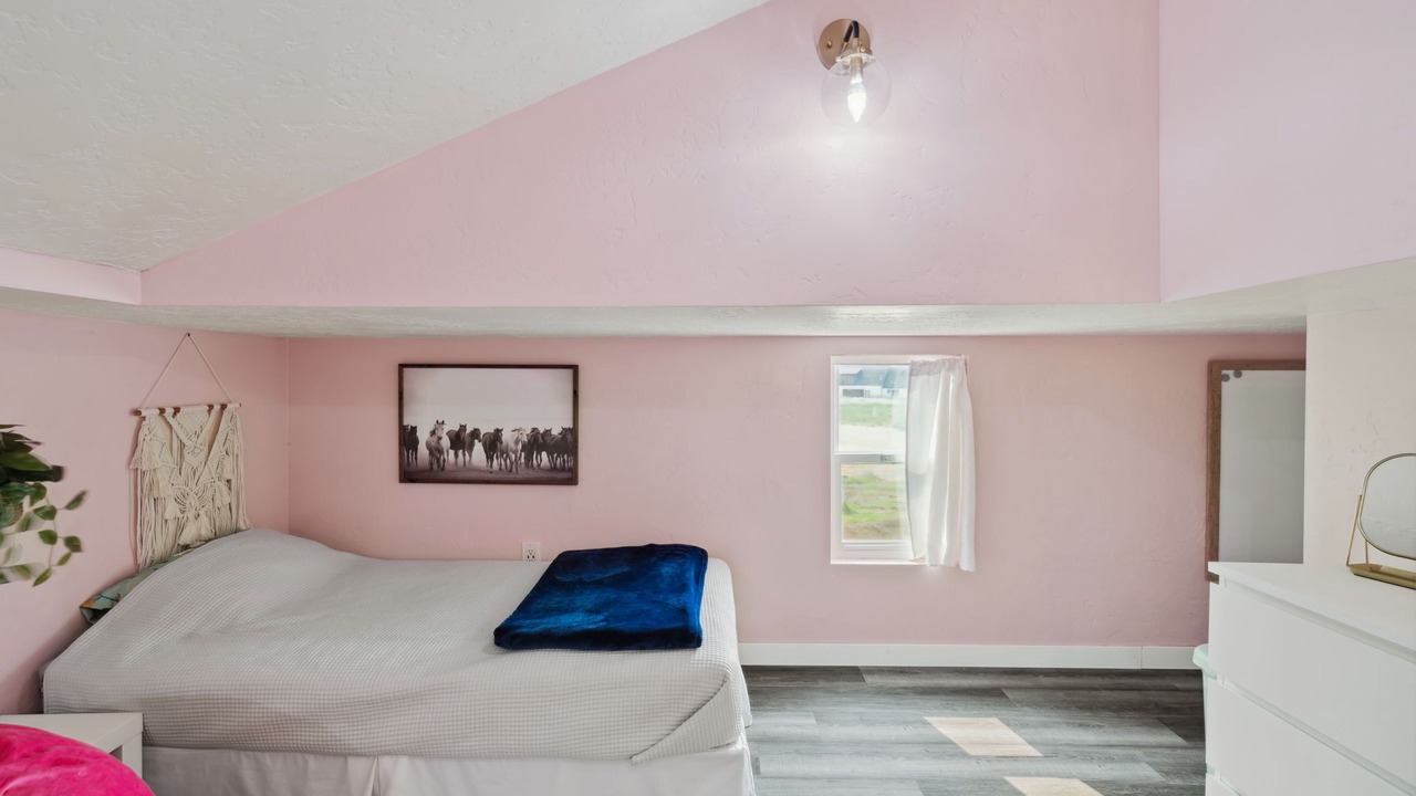 Photo of Bedroom in Canyon County