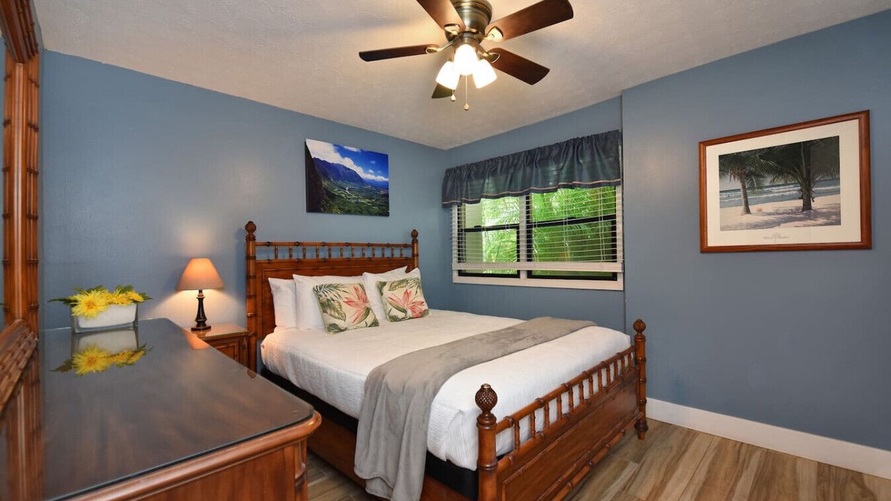 Photo of Bedroom in Maalaea
