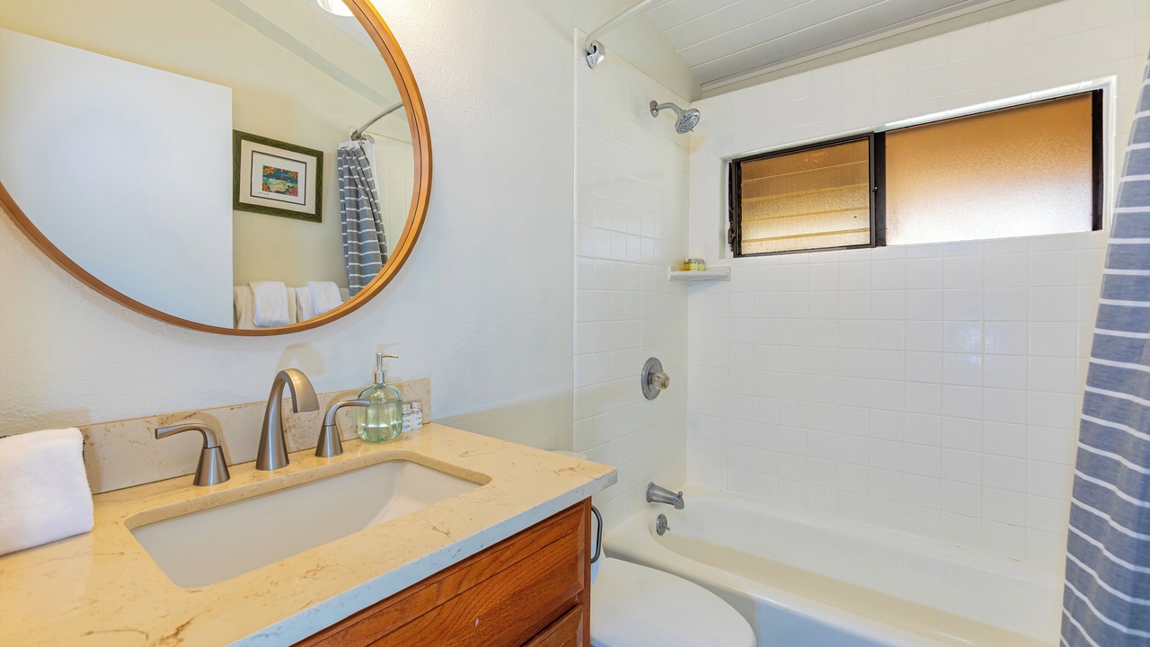 Photo of Bathroom in Maalaea