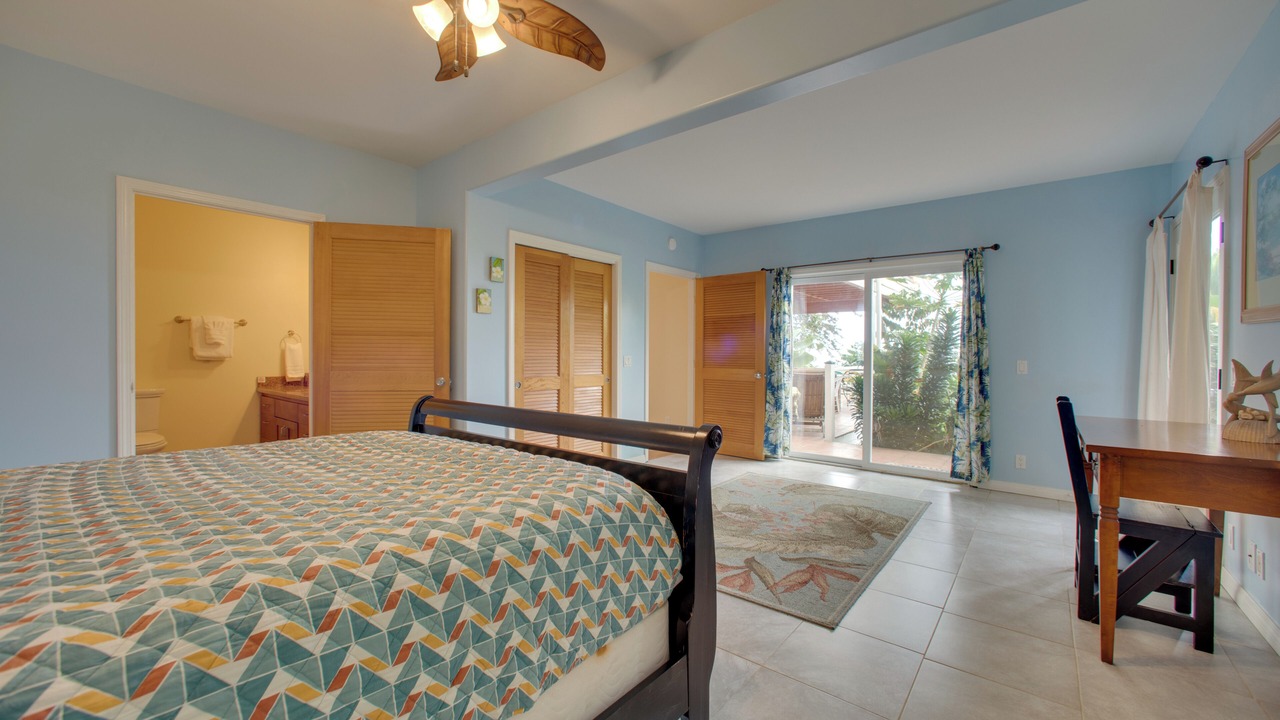 Photo of Bedroom in Holualoa