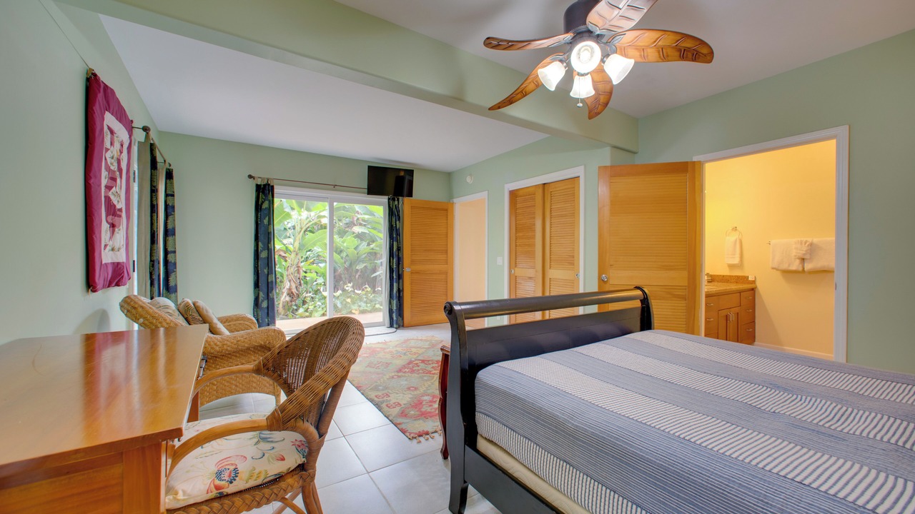 Photo of Bedroom in Holualoa