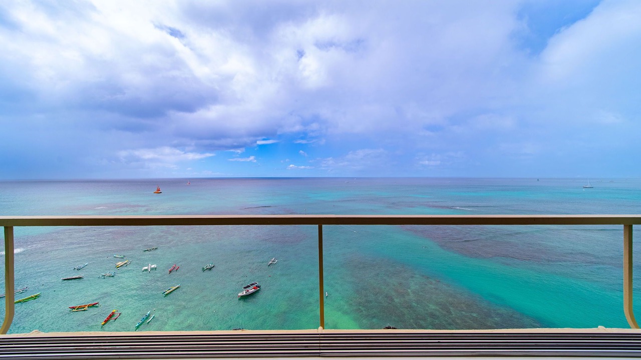 Photo of Bedroom in Diamond Head - Kapahulu - St. Louis