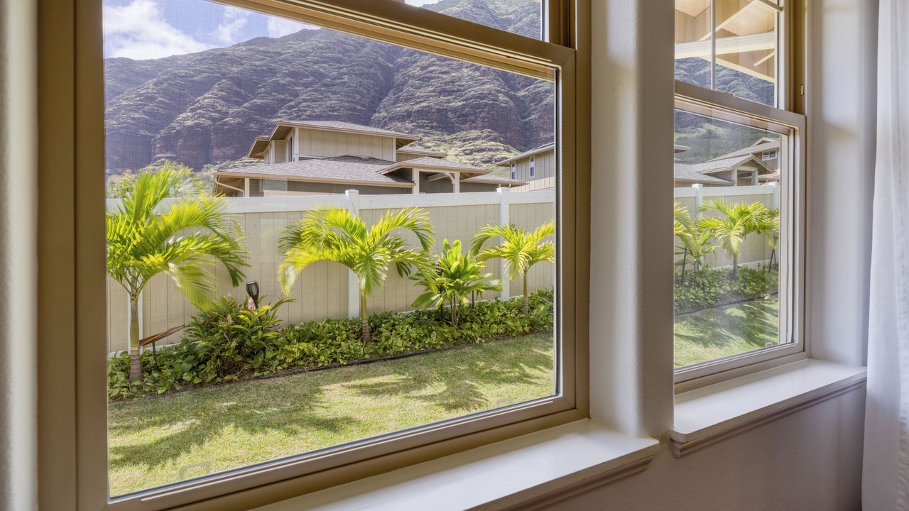 Photo of Outdoor in Makaha Valley
