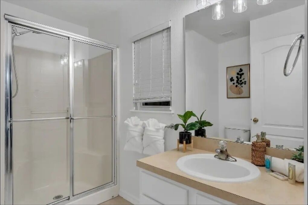 Photo of Bathroom in Sandy Ridge