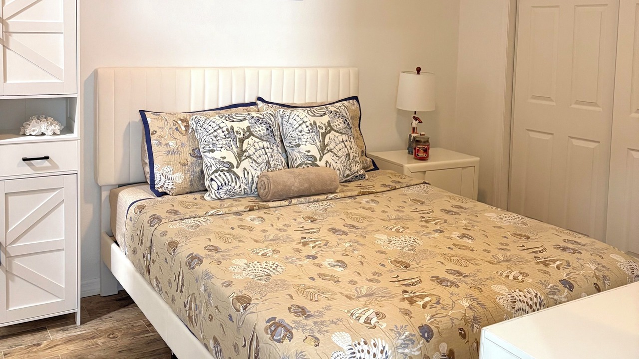 Photo of Bedroom in Westchase