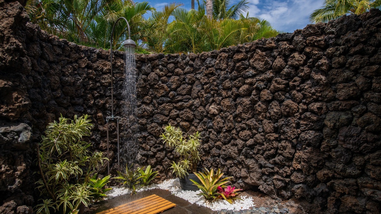 Photo of Bathroom in Kaupulehu