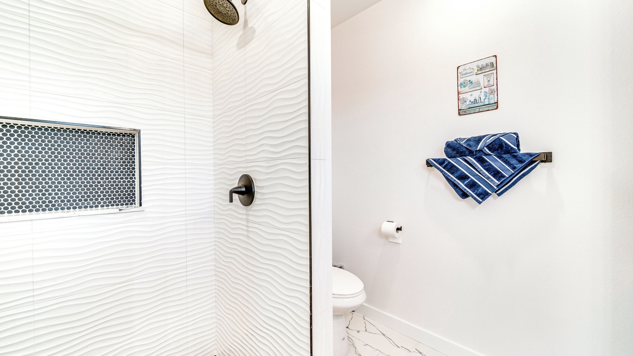 Photo of Bathroom in Keaau