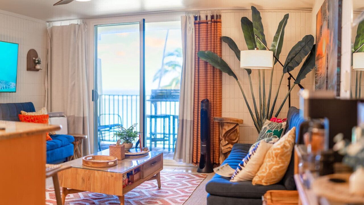 Photo of Livingroom in Punaluu