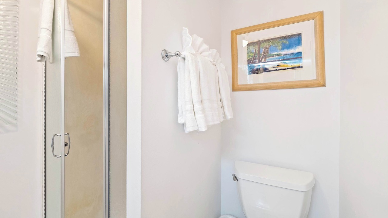 Photo of Bathroom in Historic Kailua Village