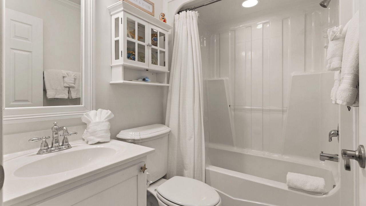Photo of Bathroom in Demere Park