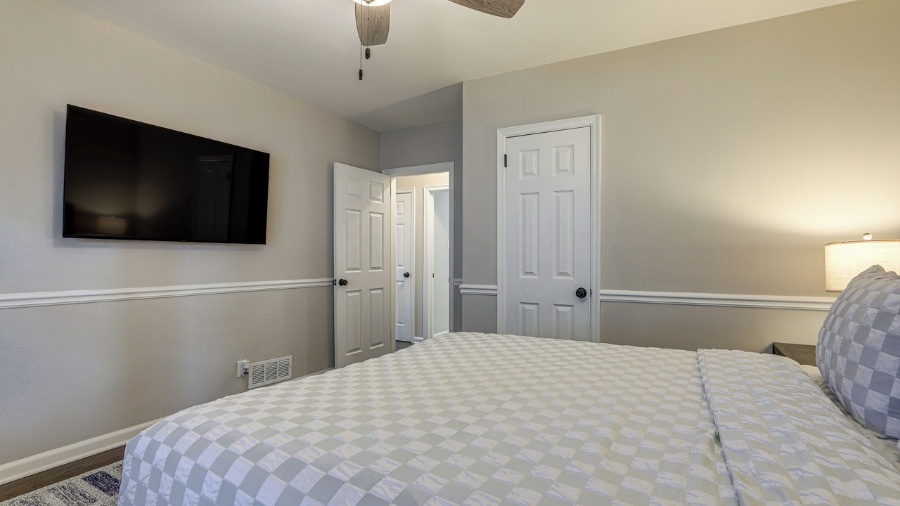 Photo of Bedroom in Piedmont Heights